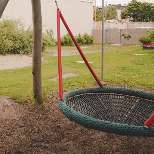servusKids Disthofweg Haus für Kinder Garten Detail