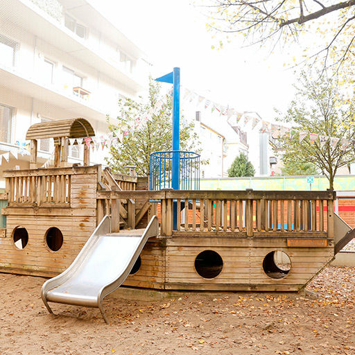 servusKids Haus Integratives Haus für Kinder Eggernstrasse München Haidhausen Spielplatz
